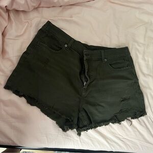 4/20$        Aerie Daydream denim shorts in army green